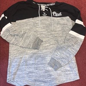 Victoria’s Secret PINK sweatshirt. Size M. Likenu